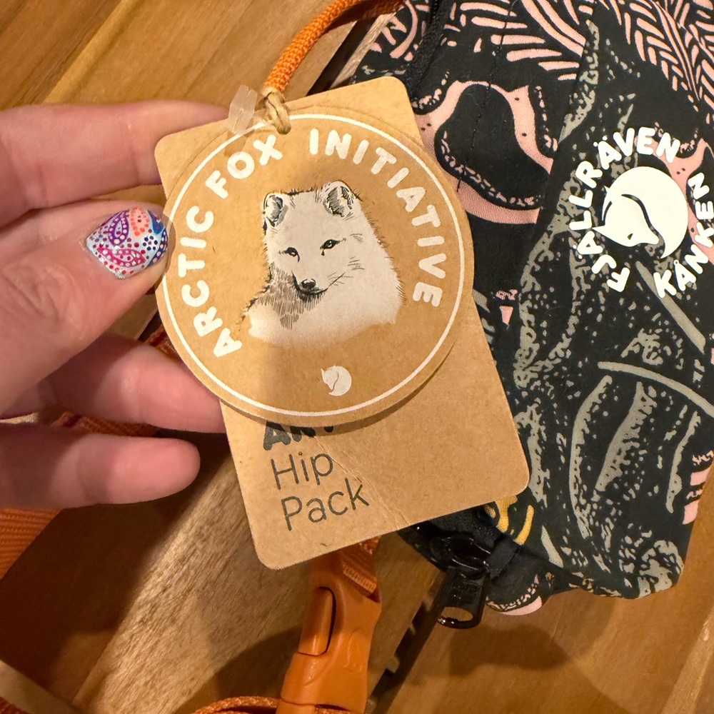 NWT Fjallraven Hip Pack - Arctic fox initiative